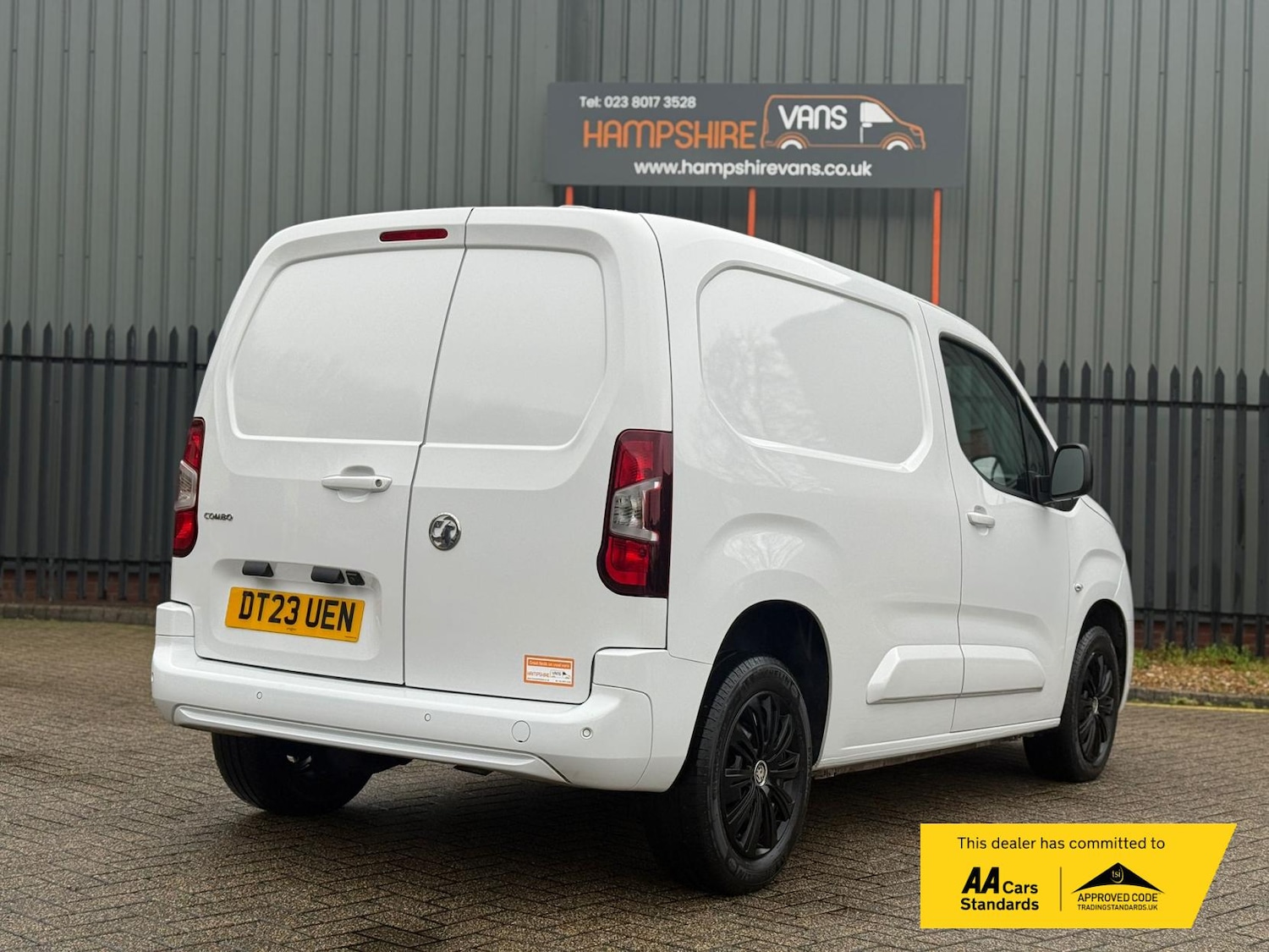 Used Vauxhall Combo 2023 for sale - 76960684: Photo 4