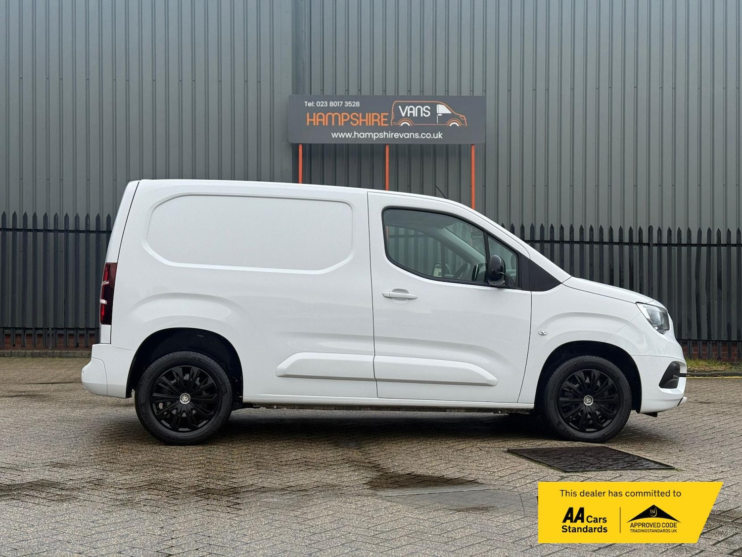 Used Vauxhall Combo 2023 for sale - 76960684: Photo 7