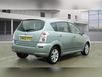 Used Toyota Verso 2008 for sale - 79676064: Photo