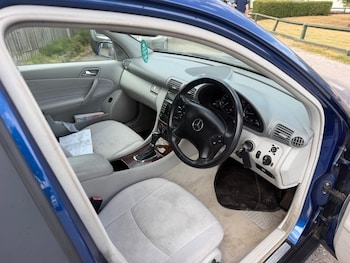 Used Mercedes-Benz C Class 2006 for sale - 79570170: Photo