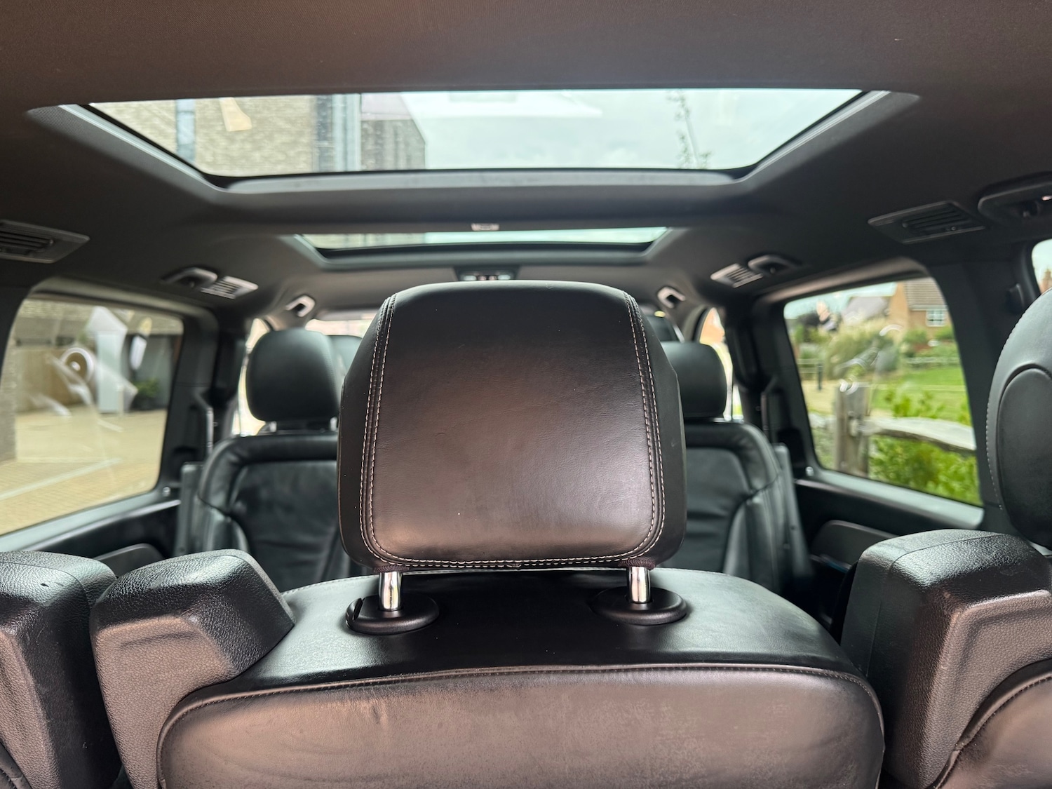 Used Mercedes-Benz V-Class 2018 for sale - 76918739: Photo 15