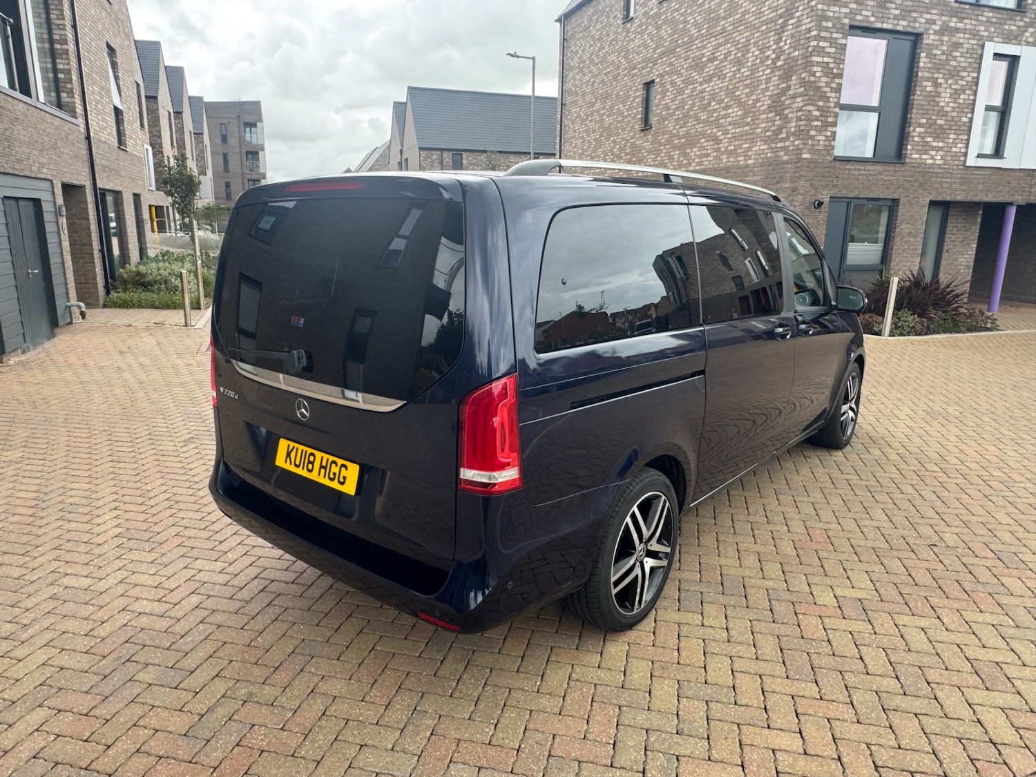 Used Mercedes-Benz V-Class 2018 for sale - 76918739: Photo 7