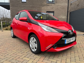 2018 (18) - 1.0 VVT-i X-Play 5dr