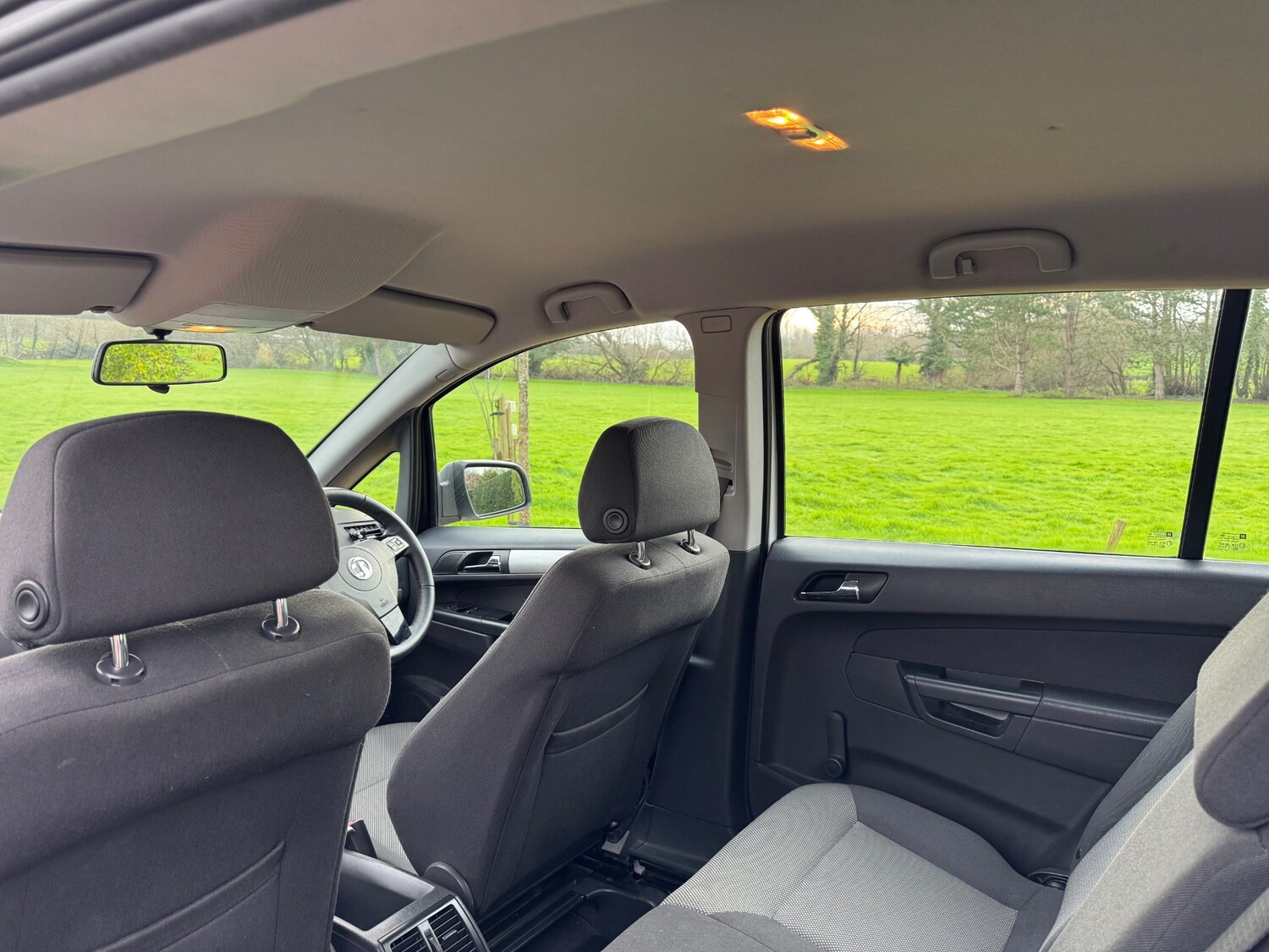 Used Vauxhall Zafira 2014 for sale - 77068857: Photo 16