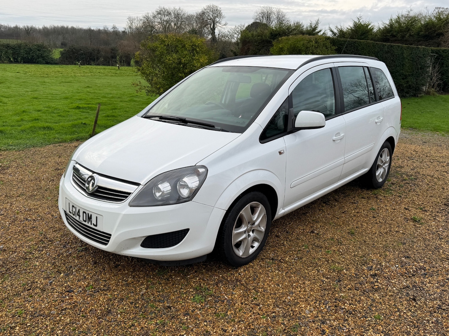 Used Vauxhall Zafira 2014 for sale - 77068857: Photo 2