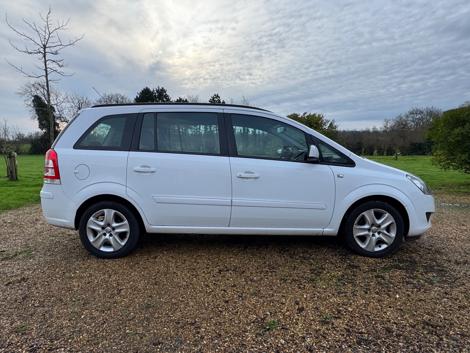Used Vauxhall Zafira 2014 for sale - 77068857: Photo 23