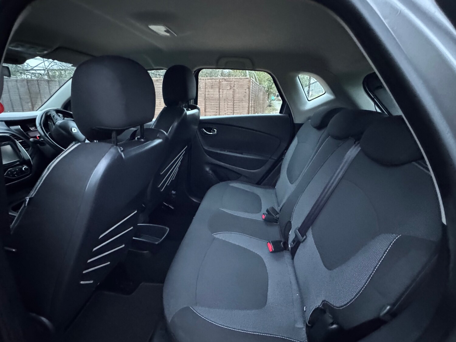 Used Renault Captur 2015 for sale - 77145190: Photo 22