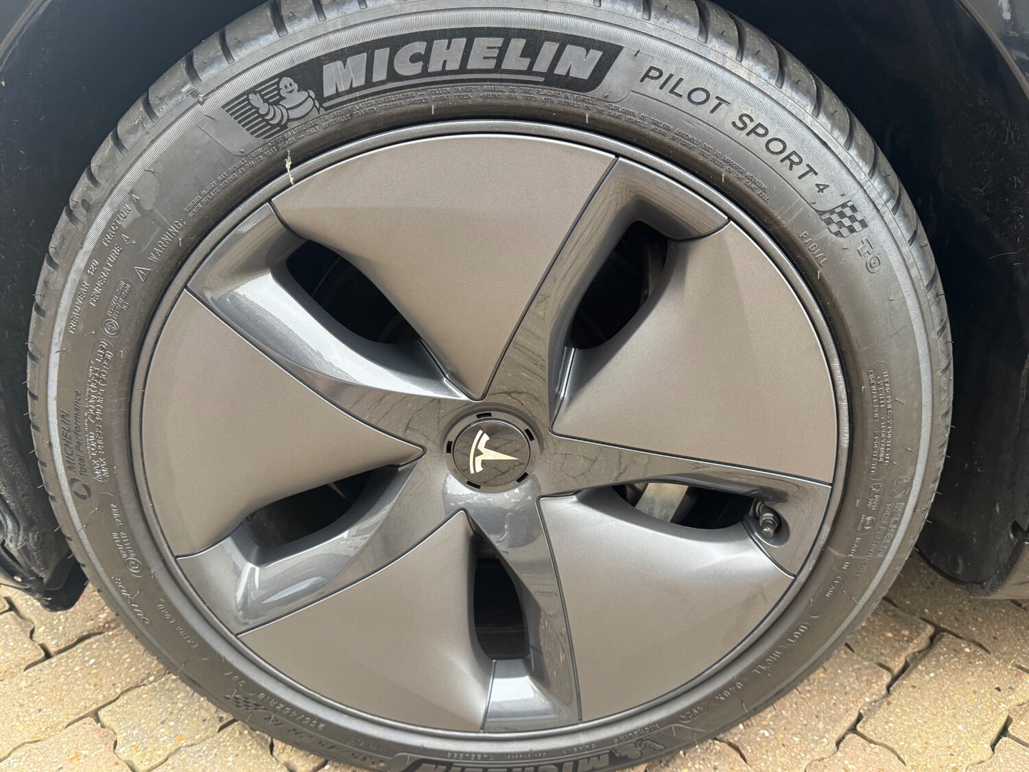 Used Tesla Model 3 2019 for sale - 76901759: Photo 23