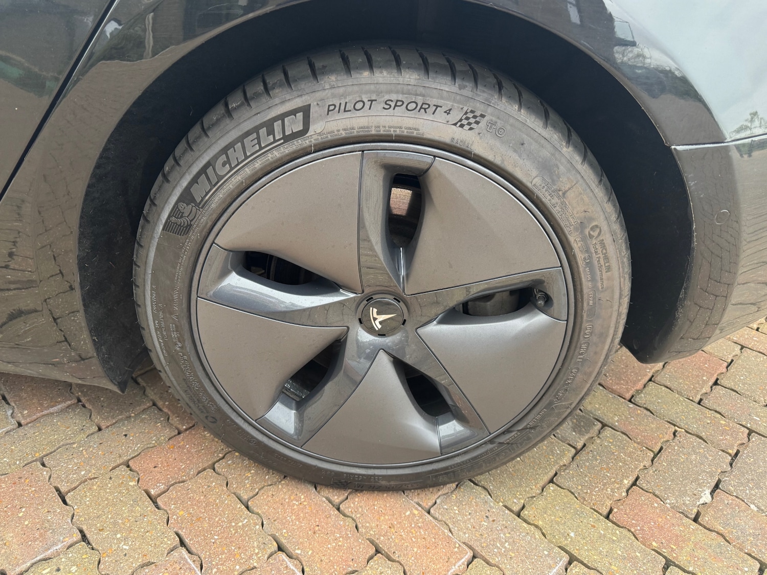 Used Tesla Model 3 2019 for sale - 76901759: Photo 24