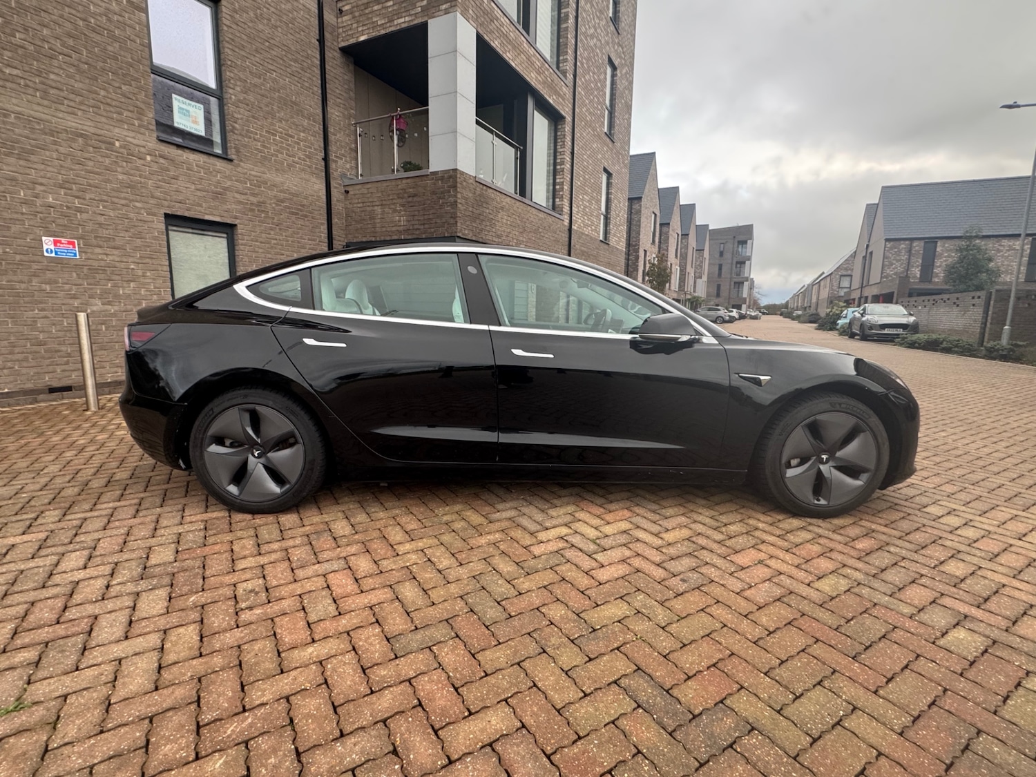 Used Tesla Model 3 2019 for sale - 76901759: Photo 8