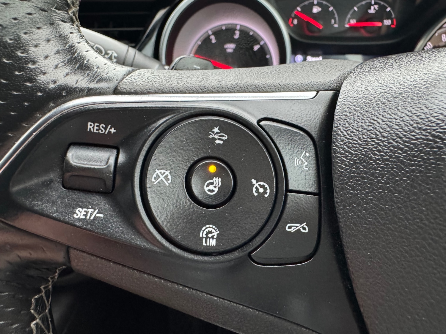 Used Vauxhall Insignia 2018 for sale - 77145180: Photo 30