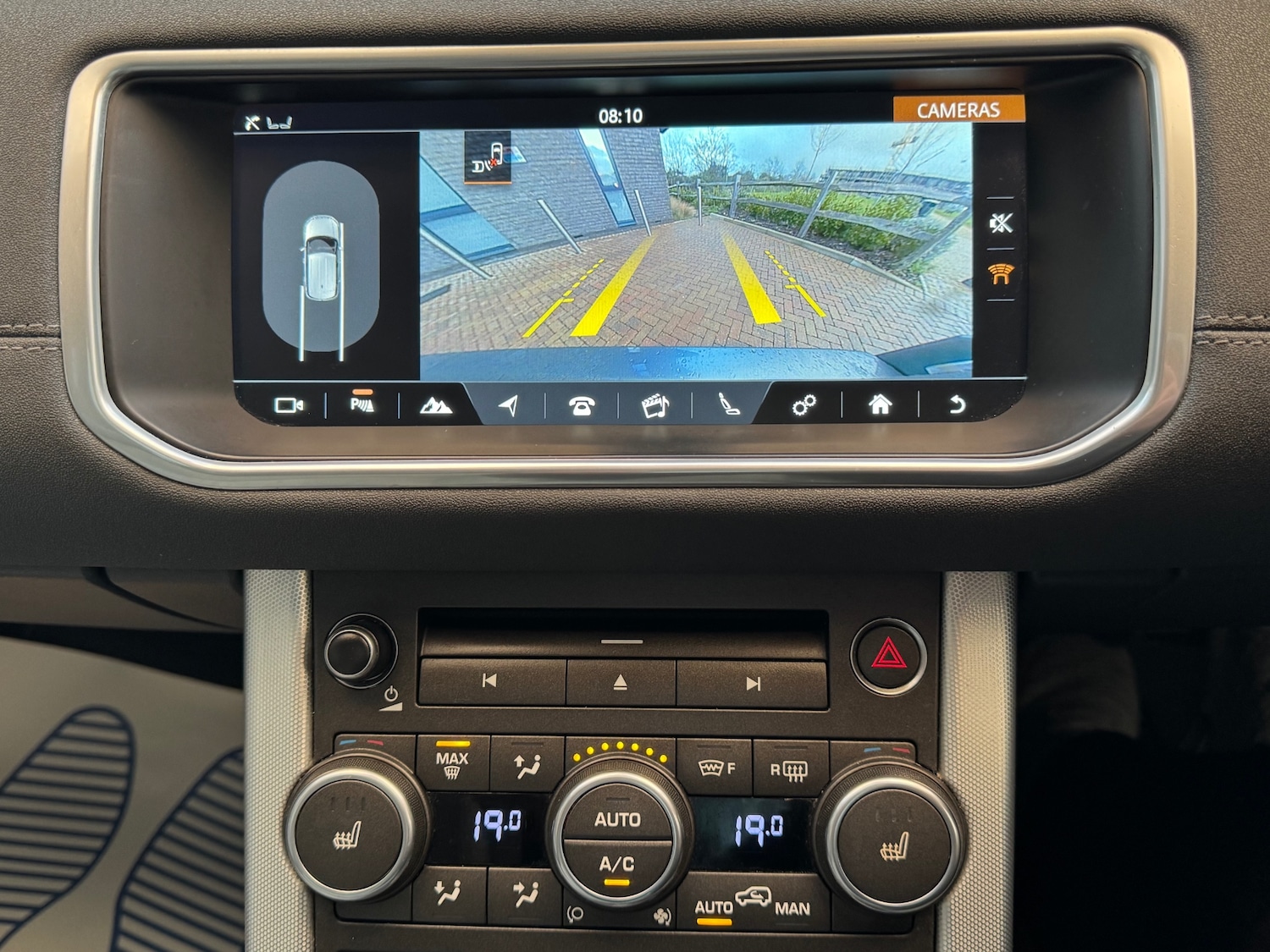 Used Land Rover Range Rover Evoque 2017 for sale - 76904750: Photo 12