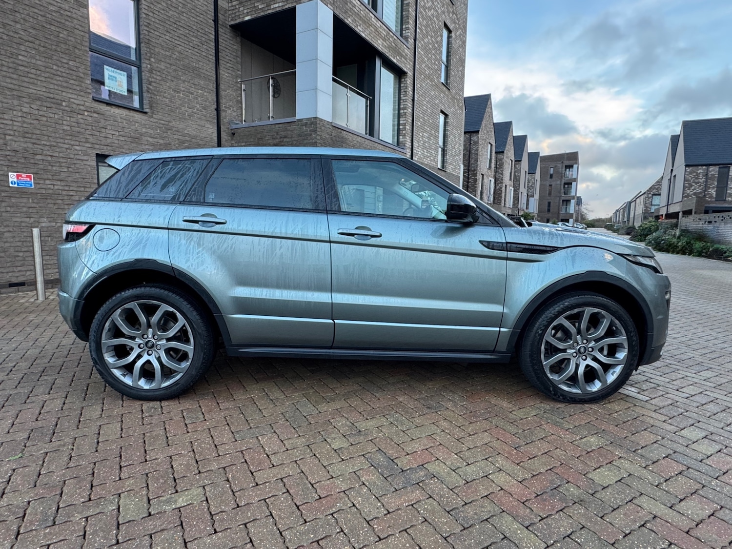Used Land Rover Range Rover Evoque 2017 for sale - 76904750: Photo 2