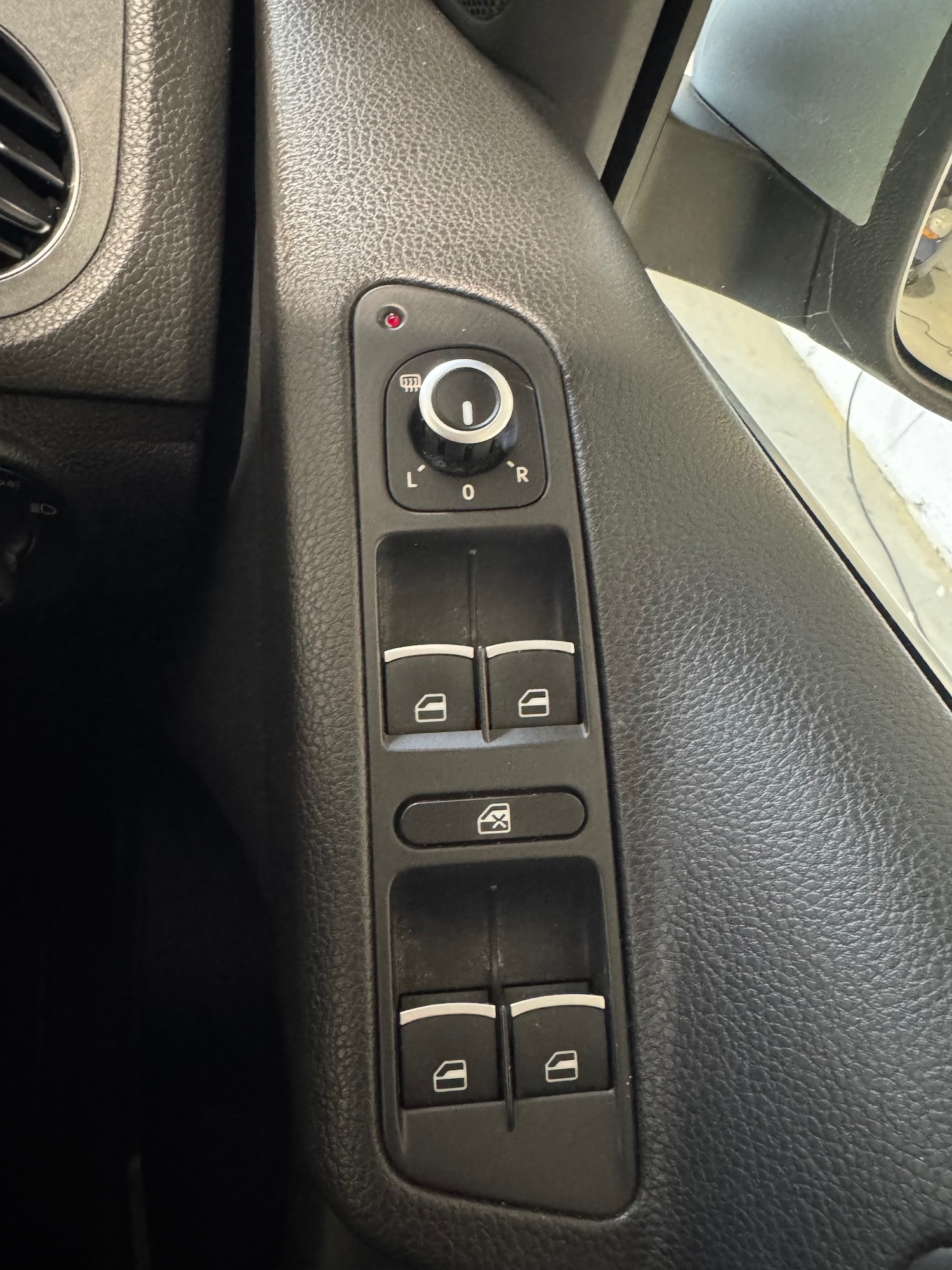 Used Volkswagen Tiguan 2013 for sale - 77774911: Photo 32