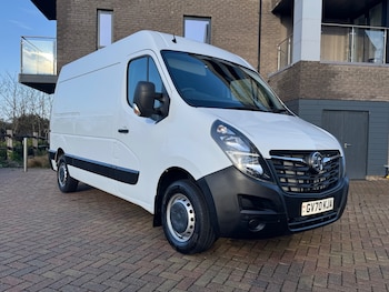 Vauxhall Movano feature image
