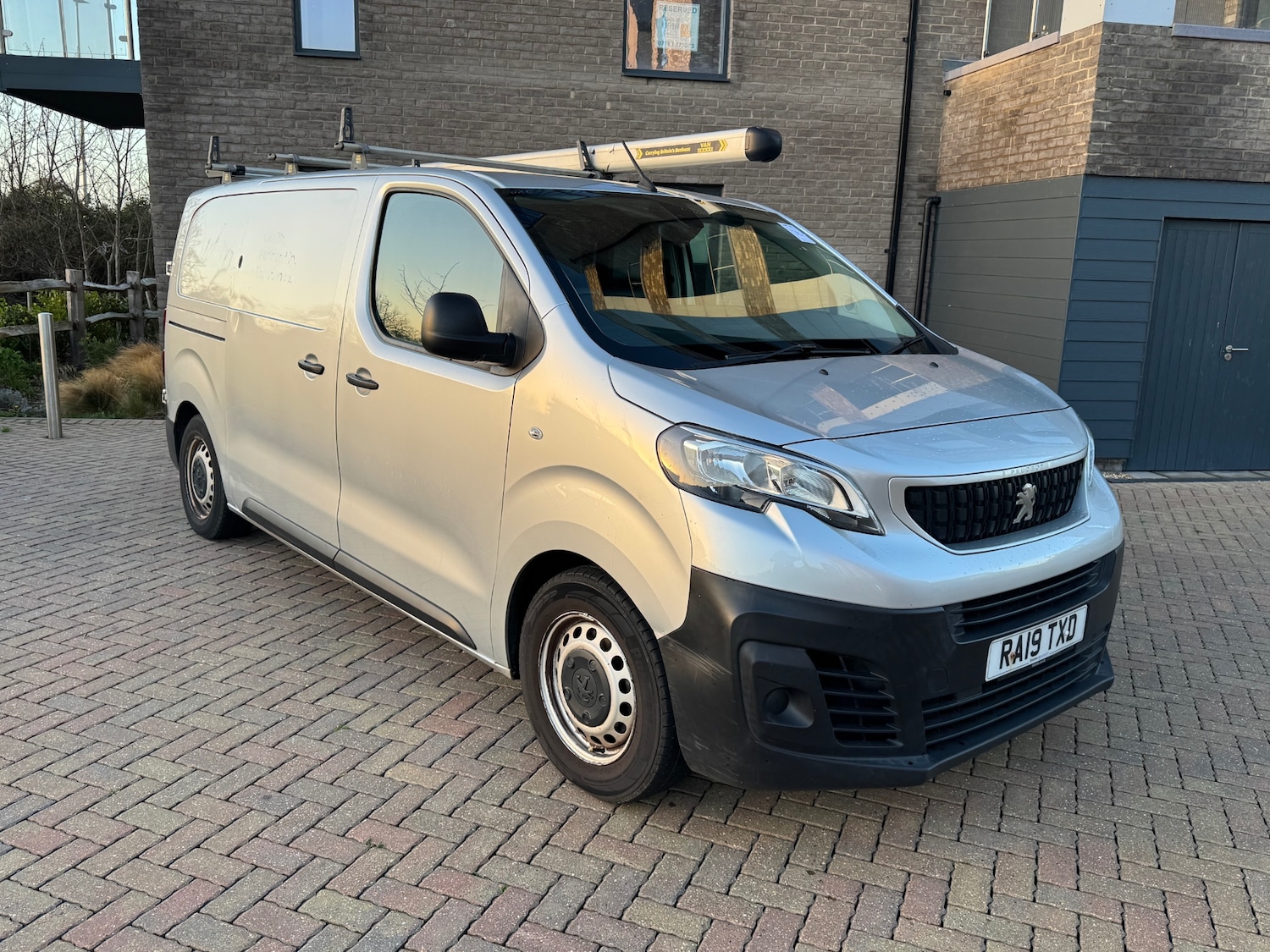 Used Peugeot Expert 2019 for sale - 76895643: Photo 1