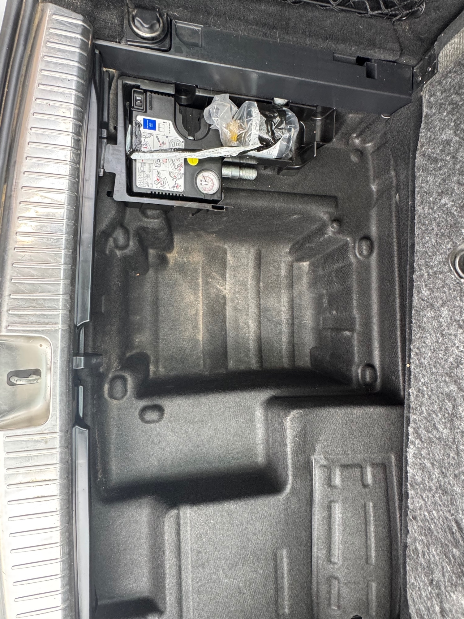 Used Mercedes-Benz C Class 2014 for sale - 78084660: Photo 34