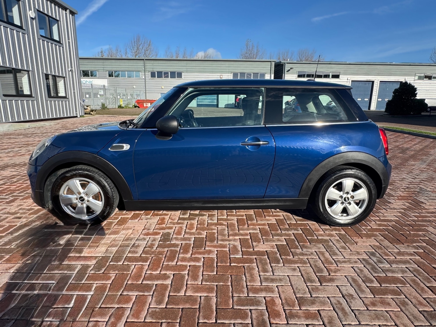 Used MINI Hatch 2014 for sale - 76895021: Photo 2