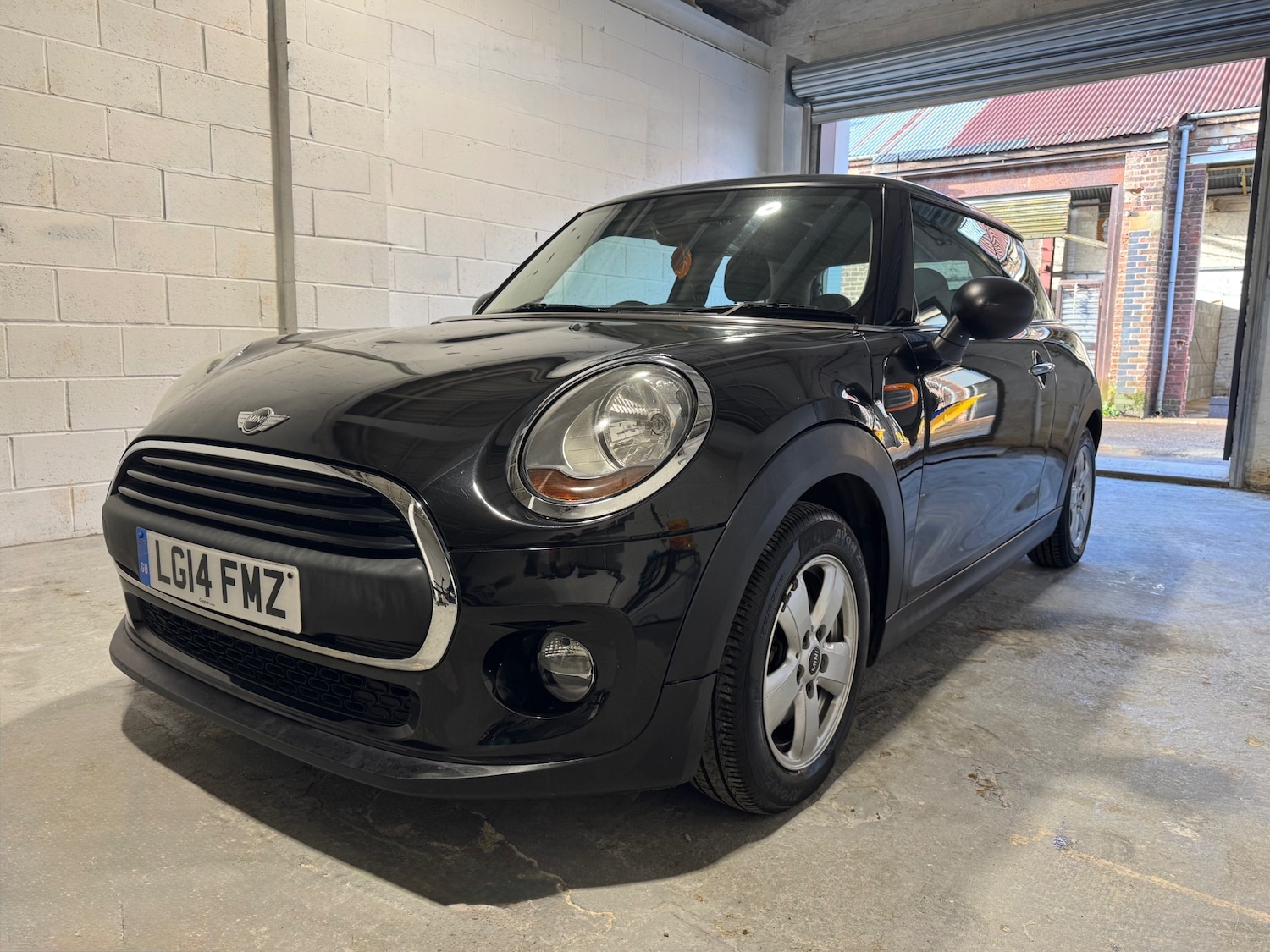 Used MINI Hatch 2014 for sale - 77774908: Photo 2