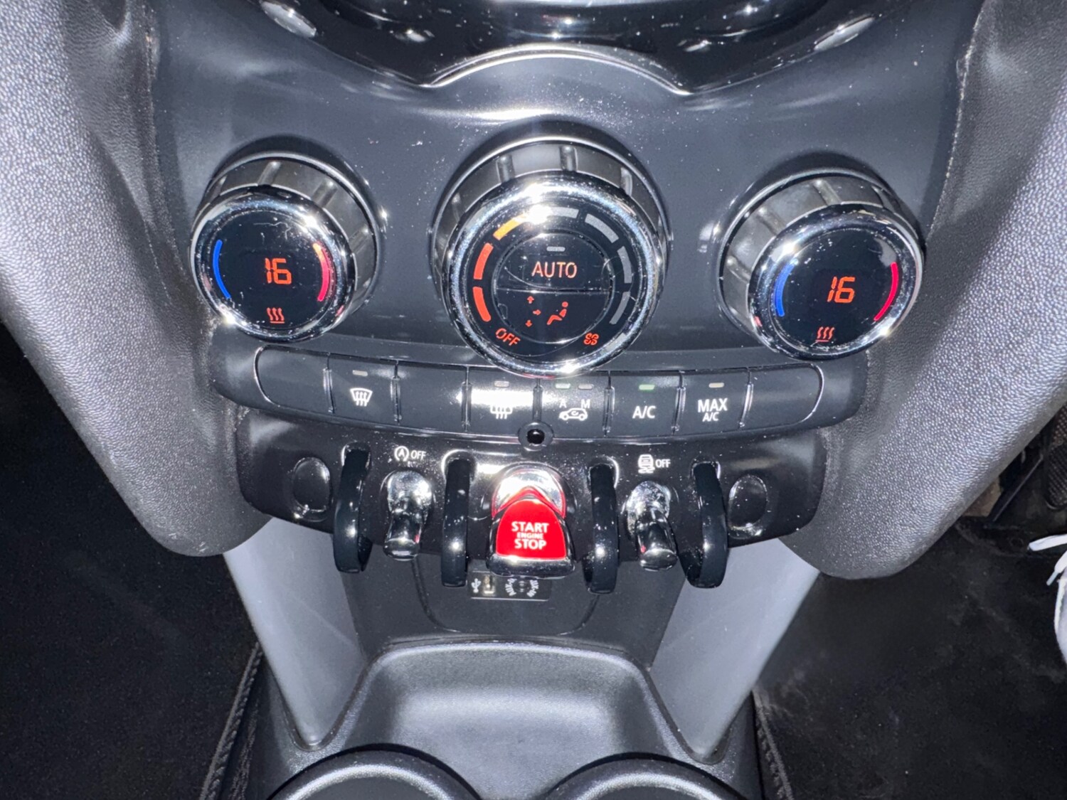 Used MINI Hatch 2014 for sale - 77774908: Photo 28