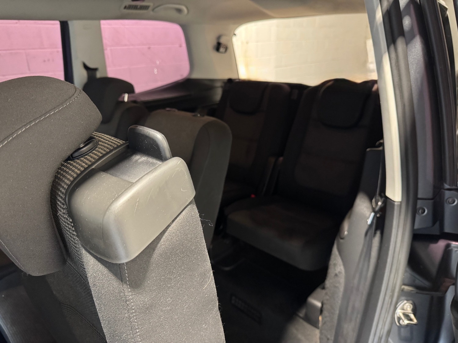 Used Volkswagen Sharan 2011 for sale - 77662678: Photo 16