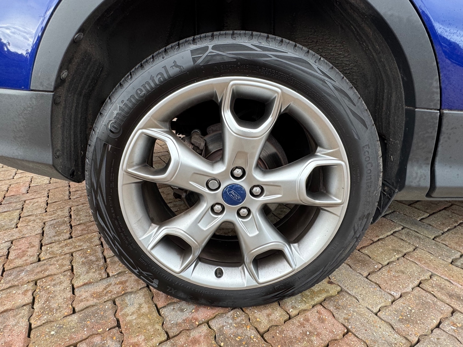 Used Ford Kuga 2015 for sale - 76895824: Photo 14