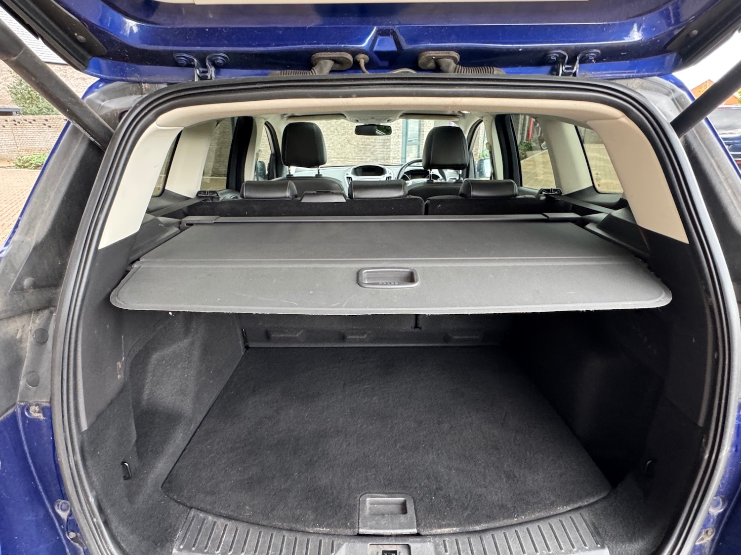 Used Ford Kuga 2015 for sale - 76895824: Photo 15