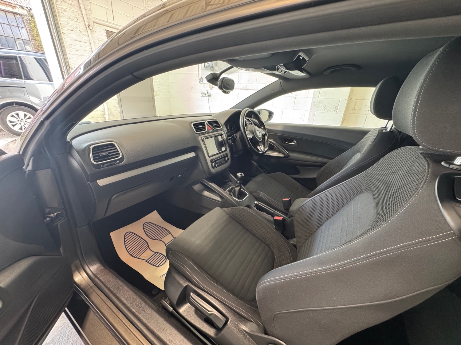 Used Volkswagen Scirocco 2011 for sale - 77145192: Photo 16