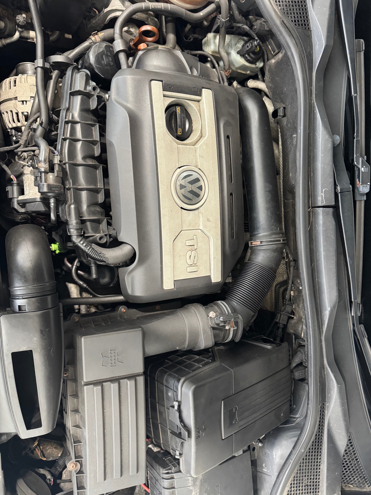 Used Volkswagen Scirocco 2011 for sale - 77145192: Photo 29