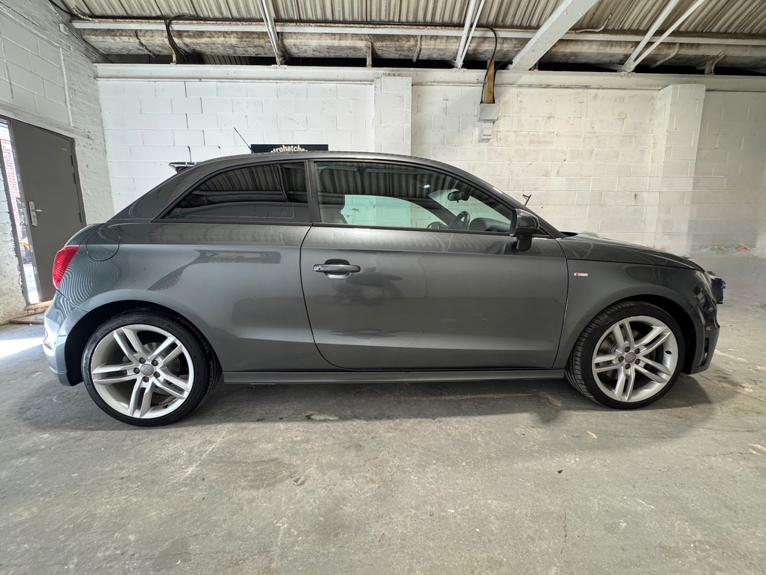 Used Audi A1 2011 for sale - 77551600: Photo 13