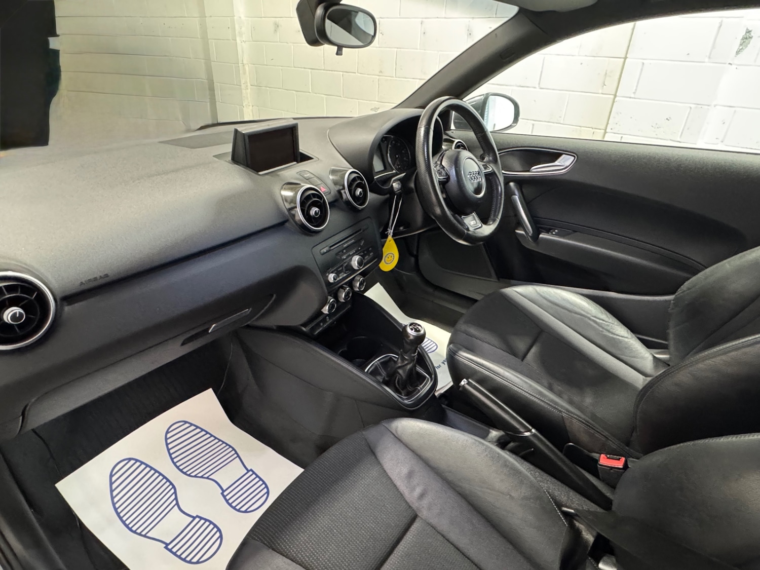 Used Audi A1 2011 for sale - 77551600: Photo 23