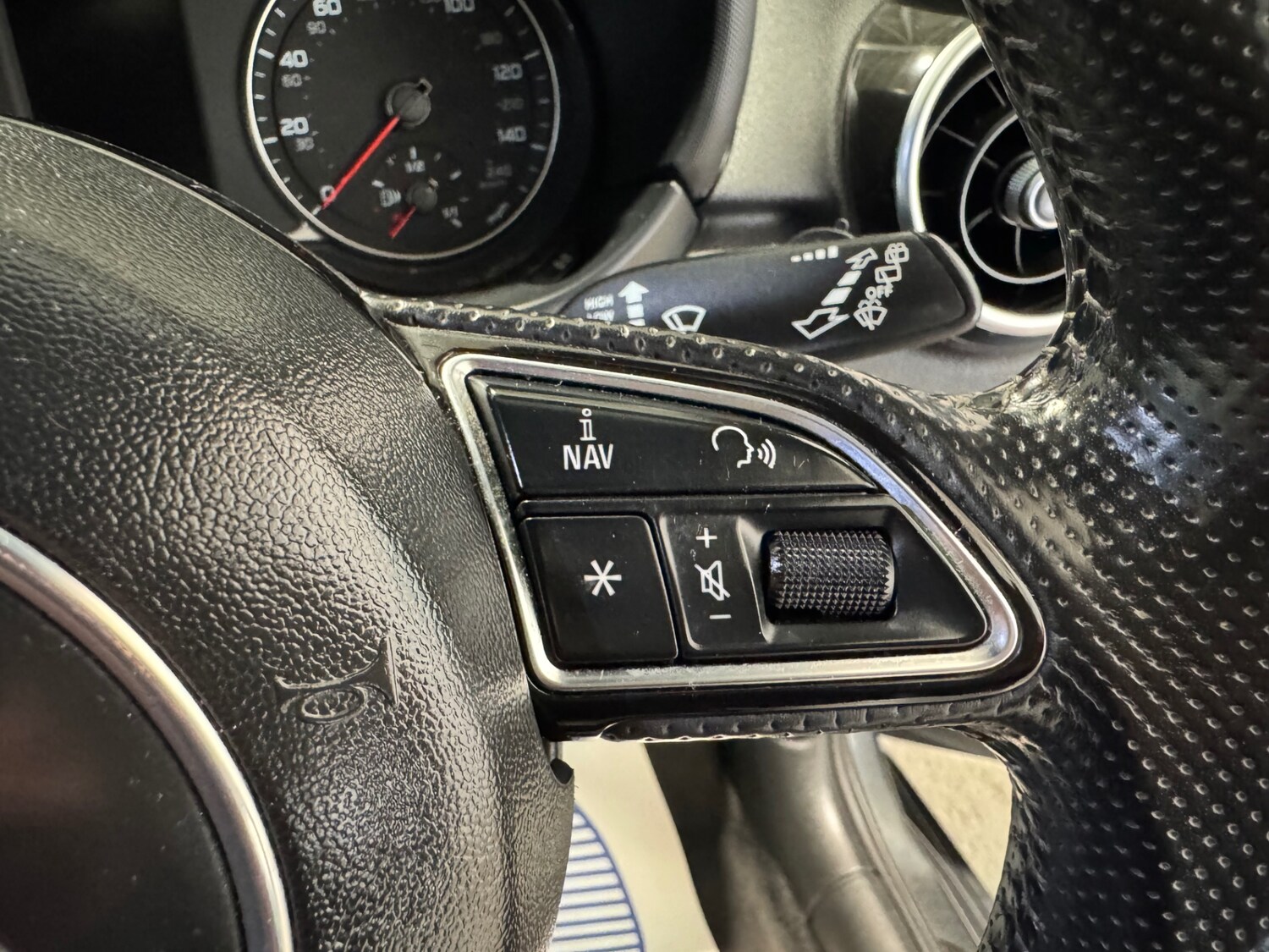 Used Audi A1 2011 for sale - 77551600: Photo 30