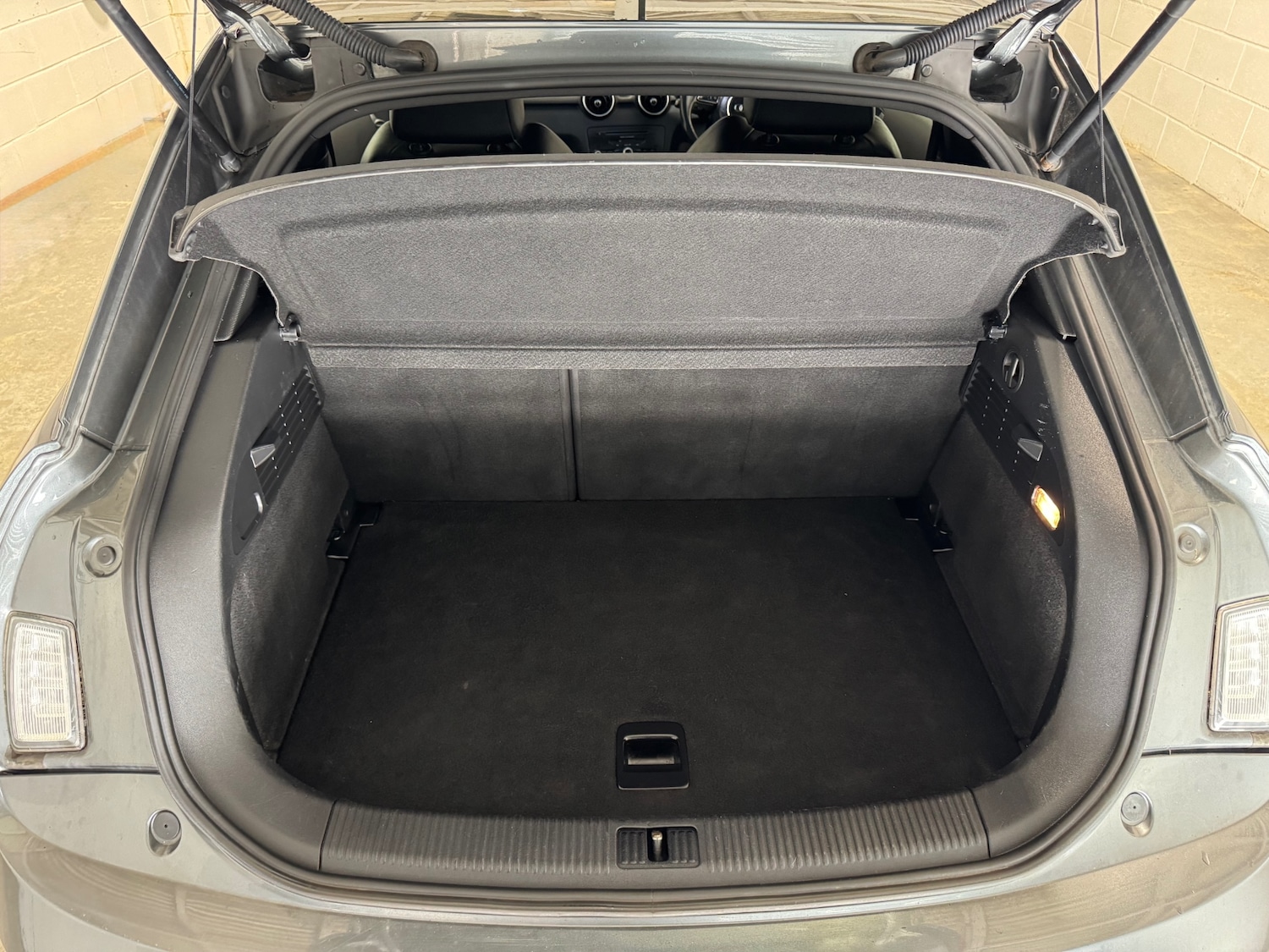 Used Audi A1 2011 for sale - 77551600: Photo 39