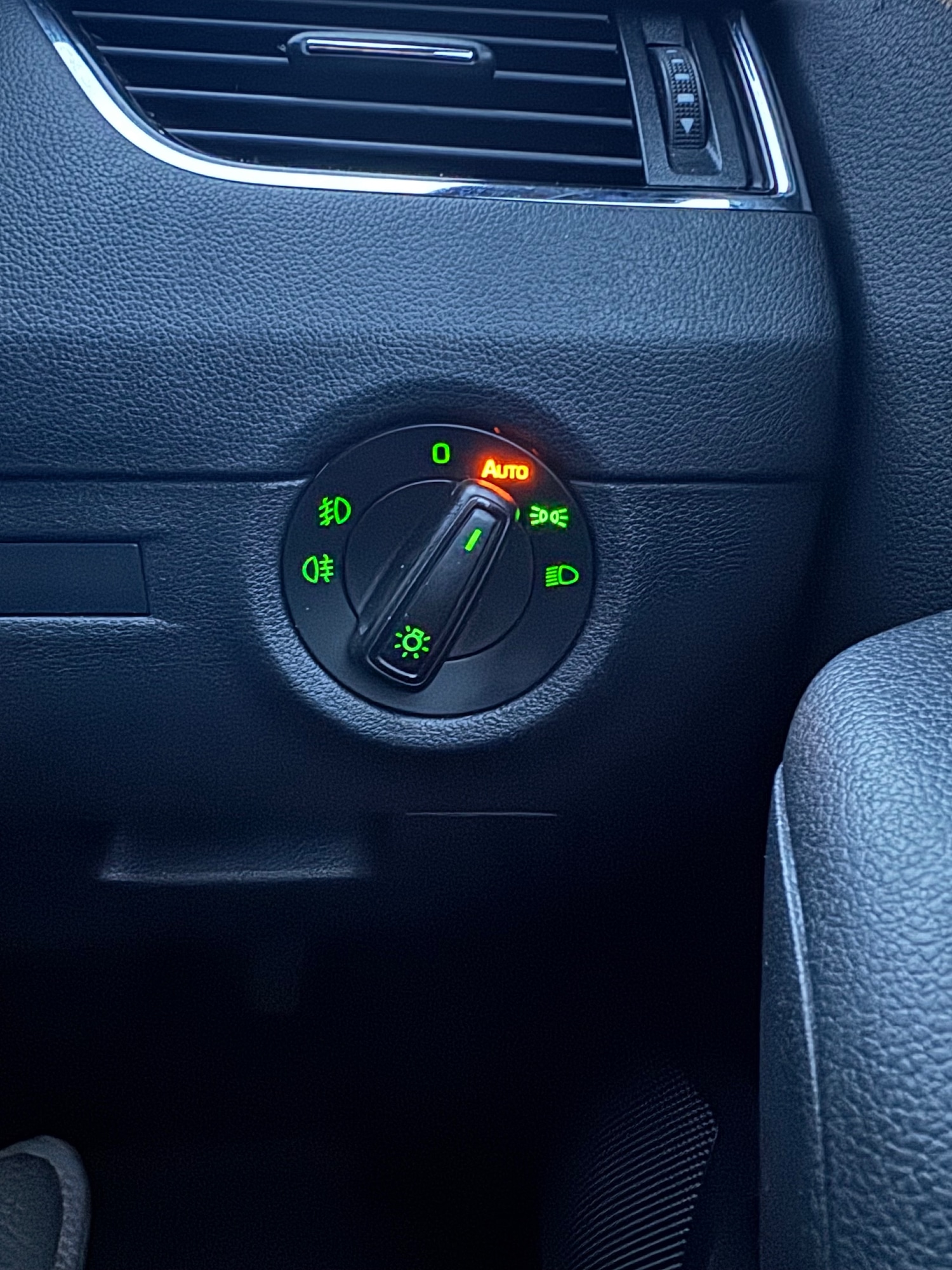 Used Skoda Octavia 2017 for sale - 77136415: Photo 41