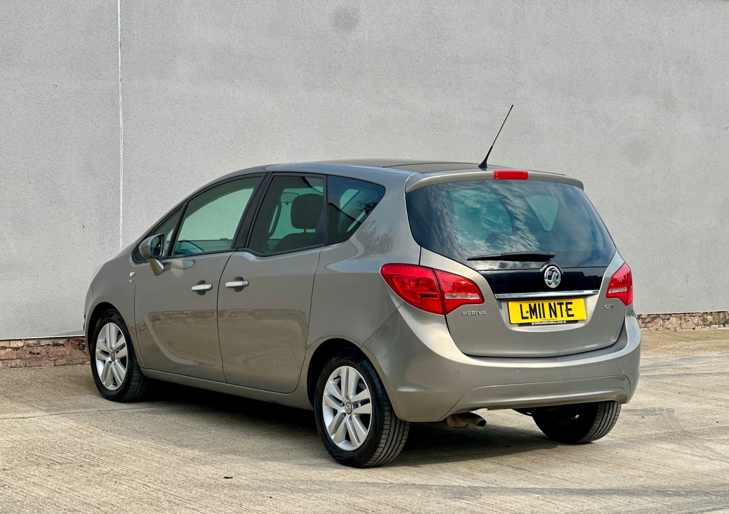 Vehicle 21