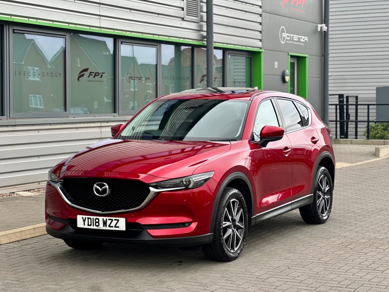 Used Mazda CX-5 2018 for sale - 77400388: Photo 90