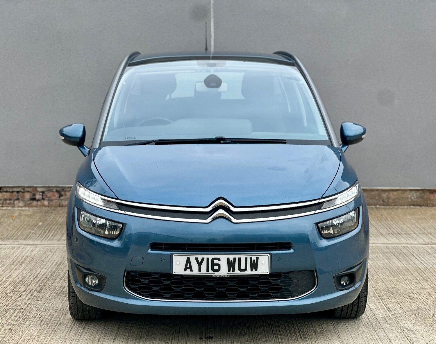 Used Citroen C4 Grand Picasso 2016 for sale - 76293397: Photo 17