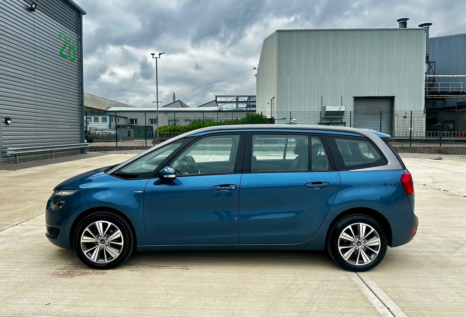 Used Citroen C4 Grand Picasso 2016 for sale - 76293397: Photo 21