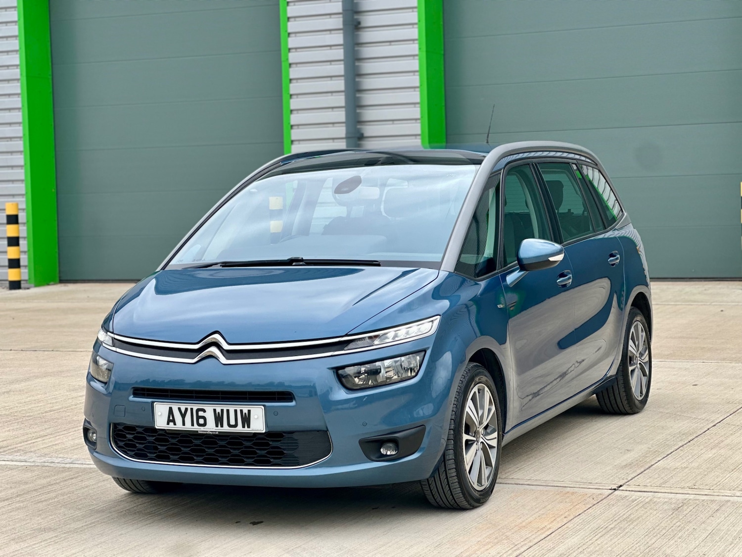 Used Citroen C4 Grand Picasso 2016 for sale - 76293397: Photo 28