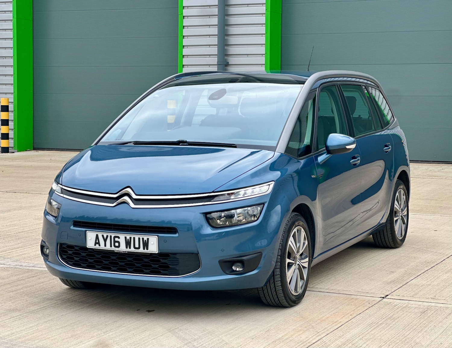 Used Citroen C4 Grand Picasso 2016 for sale - 76293397: Photo 3