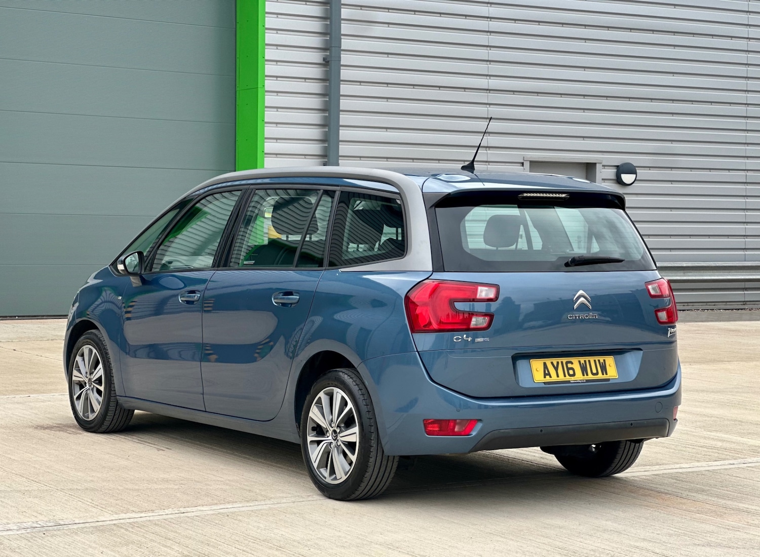Used Citroen C4 Grand Picasso 2016 for sale - 76293397: Photo 6
