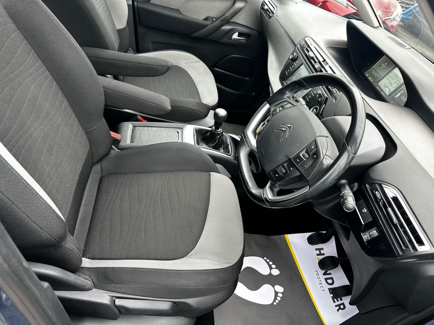 Used Citroen C4 Grand Picasso 2016 for sale - 76293397: Photo 8