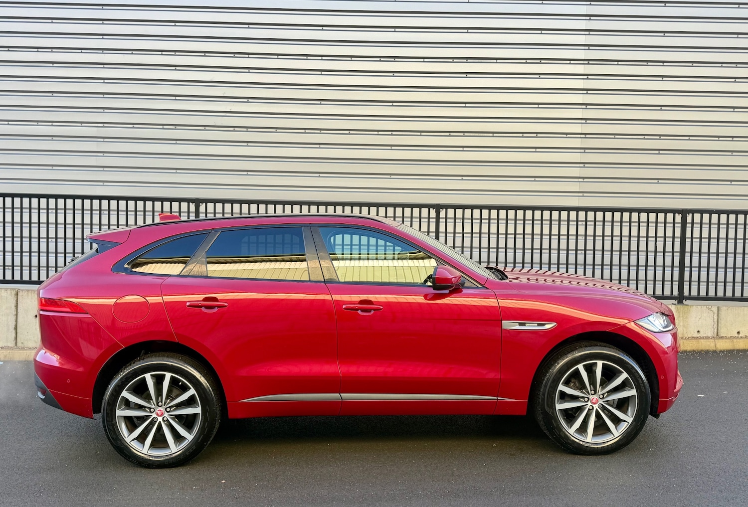 Used Jaguar F-Pace 2016 for sale - 77186513: Photo 52