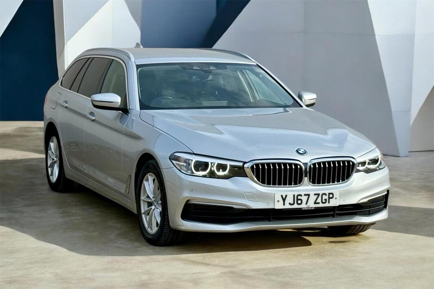 Used BMW 5 Series 2017 for sale - 77688998: Photo 17