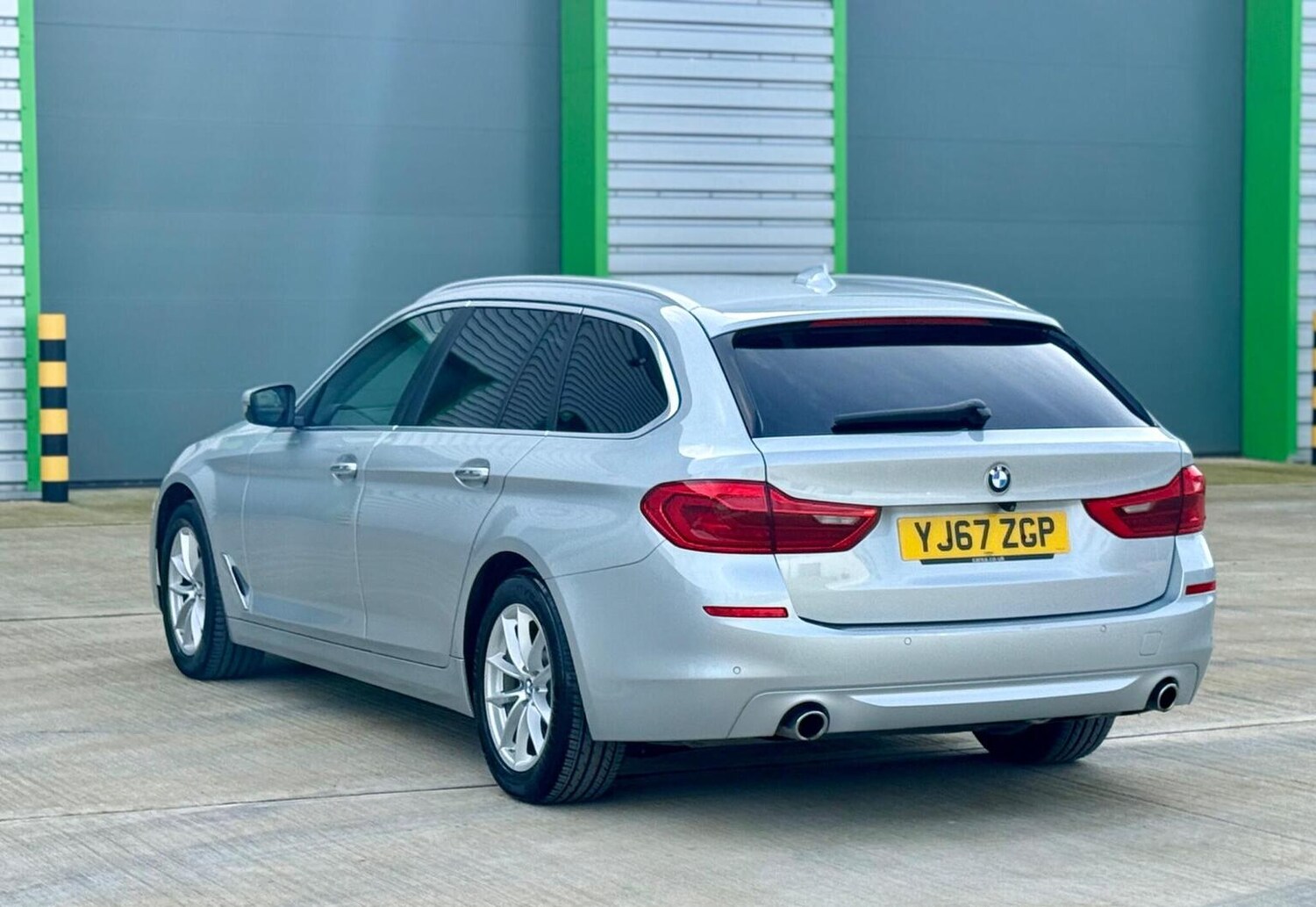 Used BMW 5 Series 2017 for sale - 77688998: Photo 45