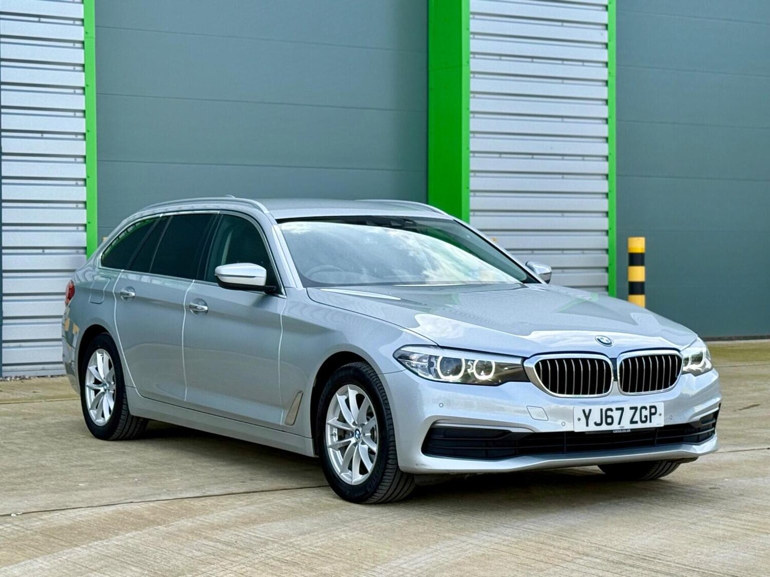 Used BMW 5 Series 2017 for sale - 77688998: Photo 50