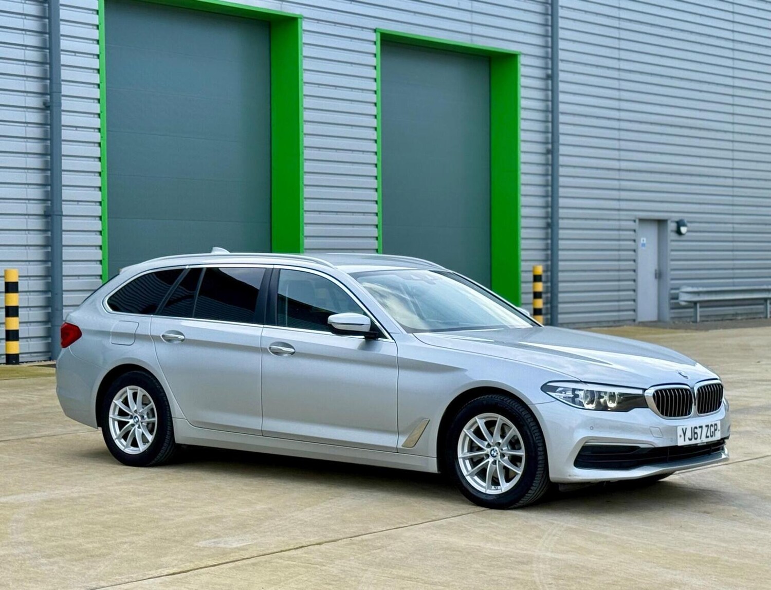 Used BMW 5 Series 2017 for sale - 77688998: Photo 53