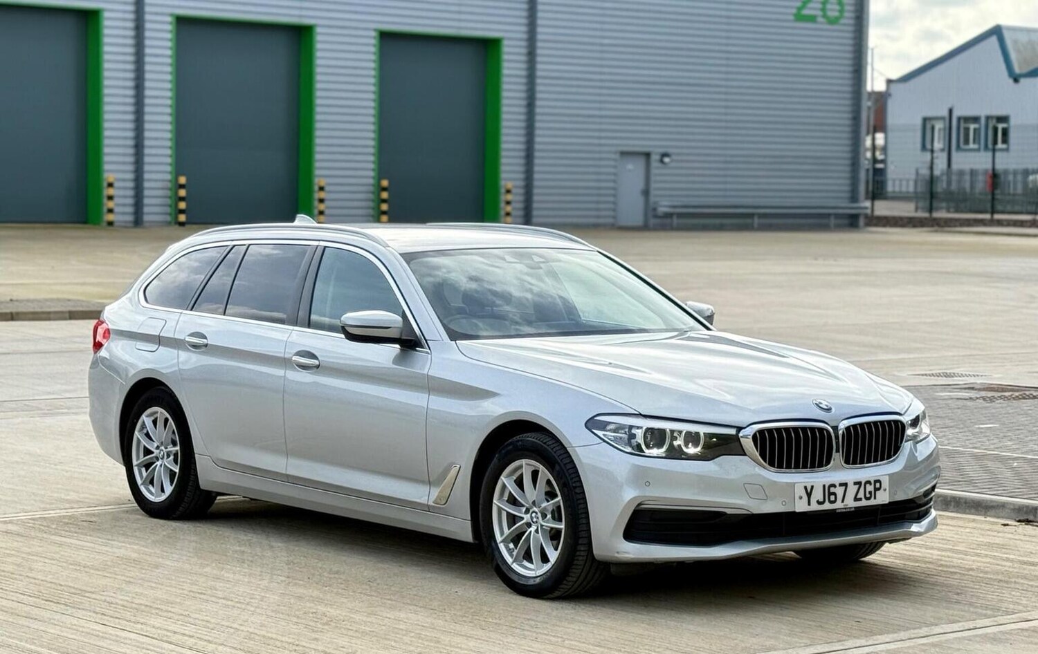 Used BMW 5 Series 2017 for sale - 77688998: Photo 59