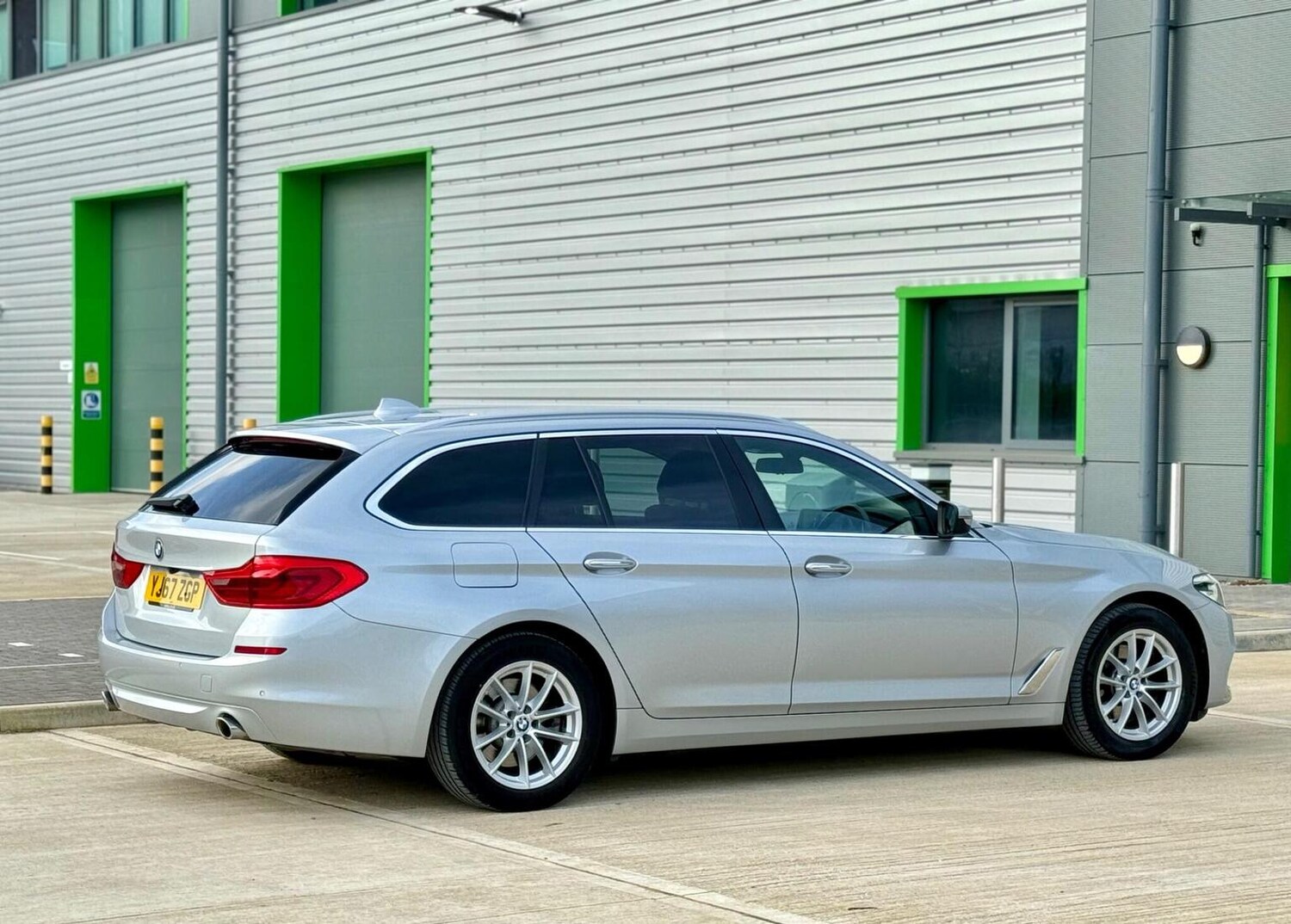 Used BMW 5 Series 2017 for sale - 77688998: Photo 63