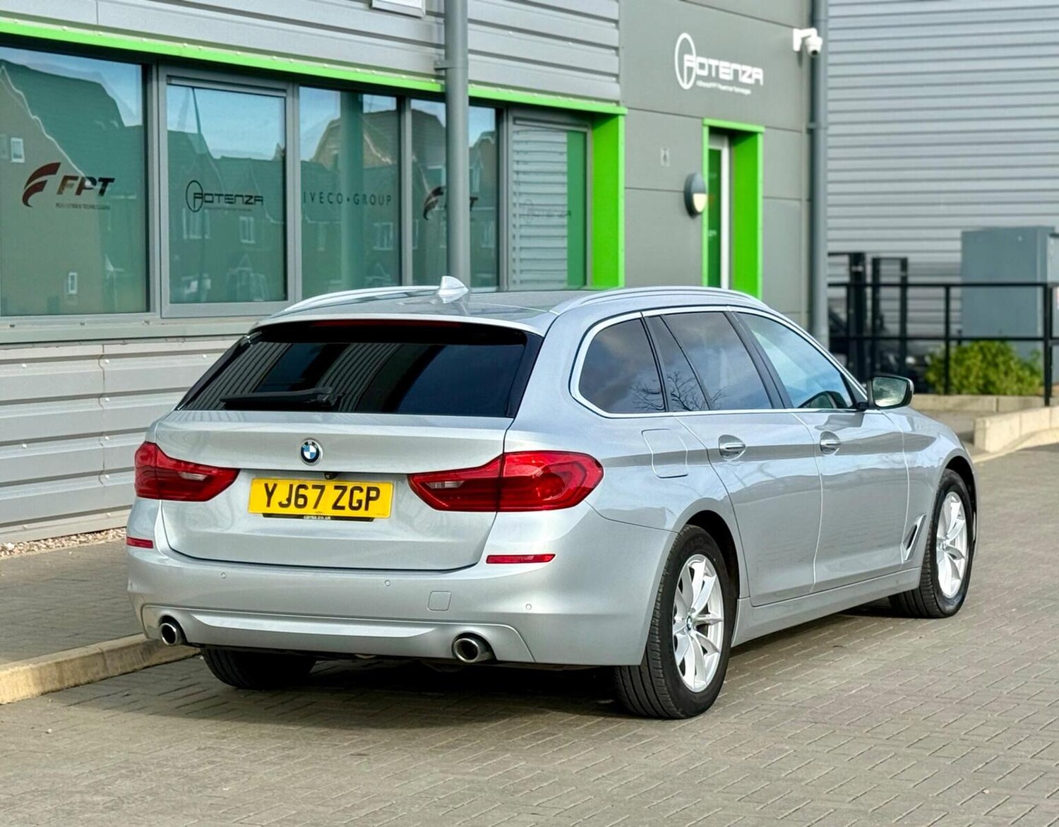 Used BMW 5 Series 2017 for sale - 77688998: Photo 85